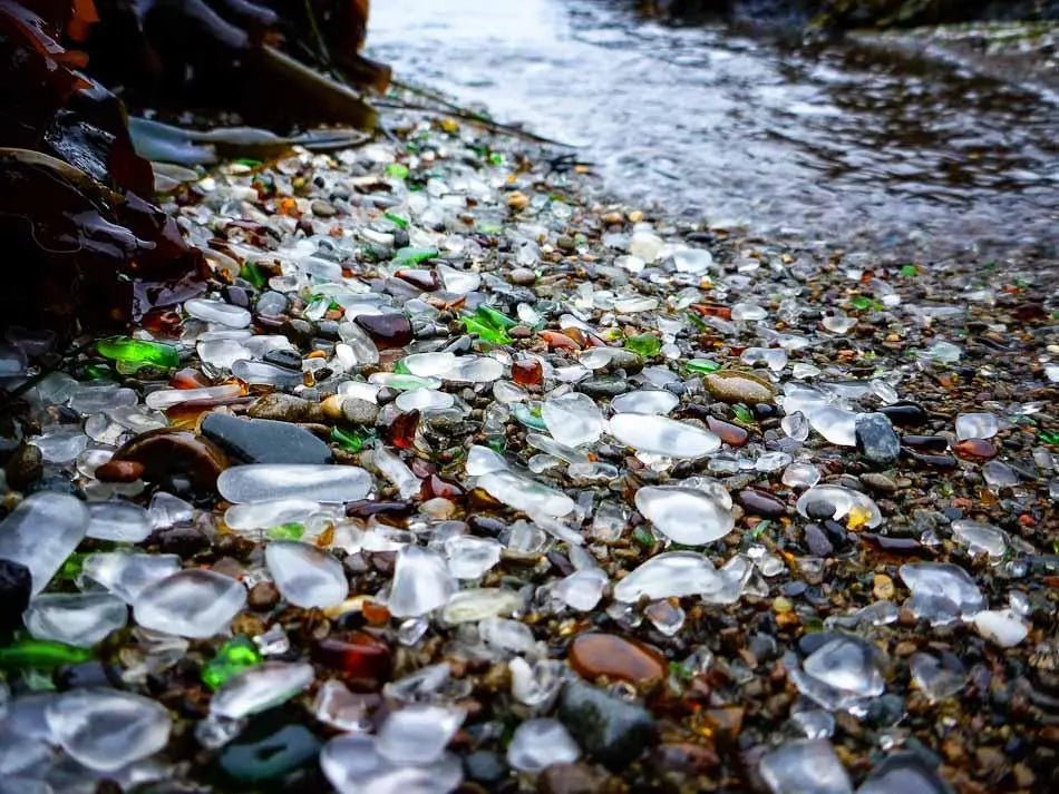 Oceanic Garbage Patches - KIMLUD