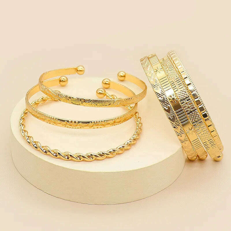 7 Pcs/Set Bohemian Vintage Metal Gold Peach Heart Geometric Carved Flower Open Bracelets Set for Women Fashion Jewelry Gifts - KIMLUD
