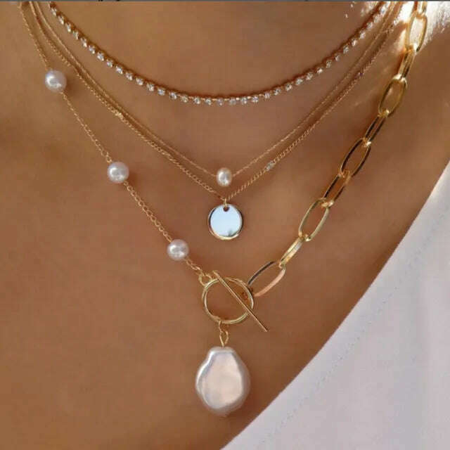 Bohemia Multilayer Crystal Butterfly Pendant Necklaces For Women Hollow Heart Choker Necklace Fashion Jewelry Party Gift N0321 - KIMLUD