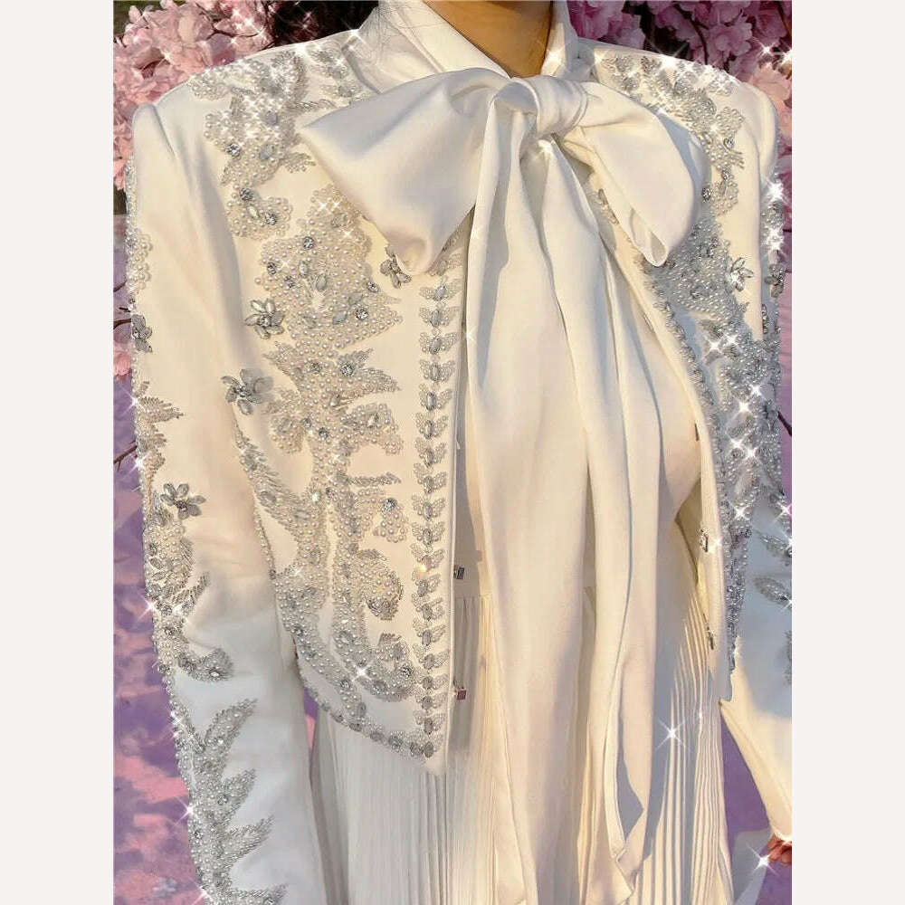 Luxury Spring New Women Baroque Diamond Pearls Beading Embroidery Jacket Elegant Slim Fit Short Suit Coat Party White Outerwear - KIMLUD