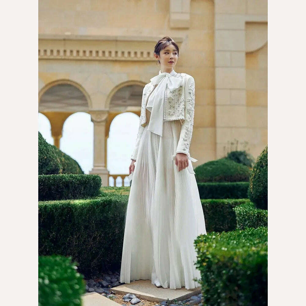 Luxury Spring New Women Baroque Diamond Pearls Beading Embroidery Jacket Elegant Slim Fit Short Suit Coat Party White Outerwear - KIMLUD