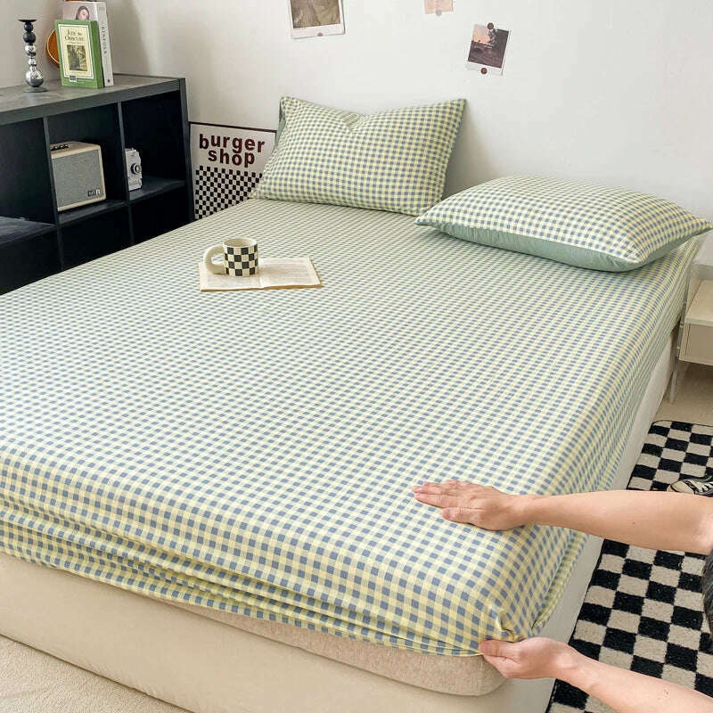 Plaid Style Fitted Sheet Skin-friendly Bed Cover Elastic Bedsheet for Girls Boys Room couvre lit Home Bed Linen(No Pillowcase) - KIMLUD