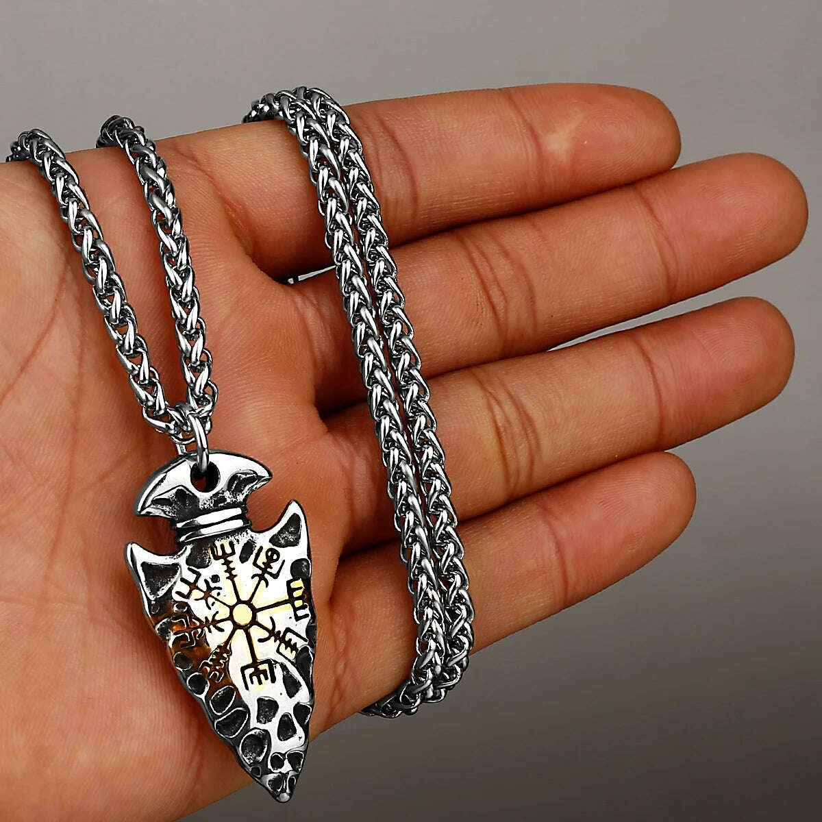 Viking Vintage Spear Compass Necklace Viking Rune Men Amulet Pathfinder Vegvisir Stainless Steel Pendant Necklace Jewelry Gift - KIMLUD