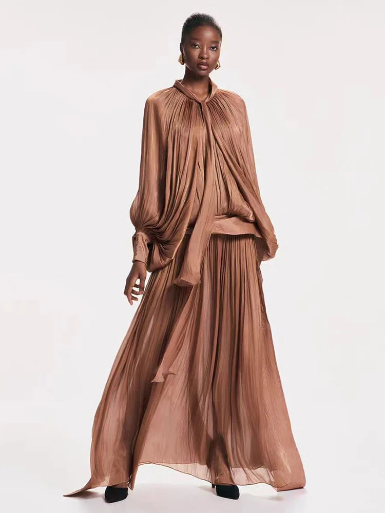 Spring 2025 women's vintage satin lanterny-sleeved sexy long dress with a leaky back, fashionable drape loose pleated skirt