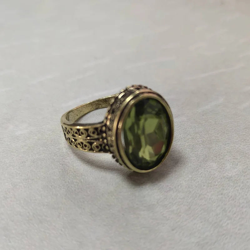 Vintage Peridot Green Zircon Rings for Women Carved Flower Pattern Ring Fashion Creative Design Handmade Wedding Party Jewelry