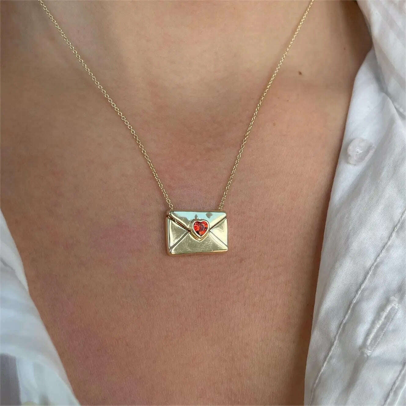A copper envelope necklace inlaid with red hearts - KIMLUD