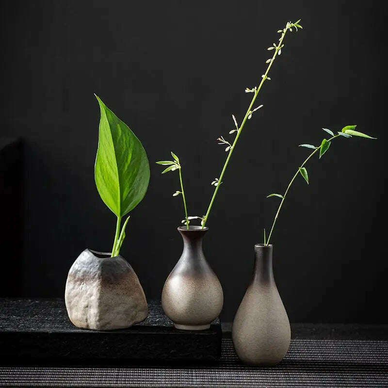 CHANSHOVA China Pottery Mini Small Flower Vases Traditional Chinese Retro Style Ceramic Vase Lliving Room Home Decoration T032 - KIMLUD