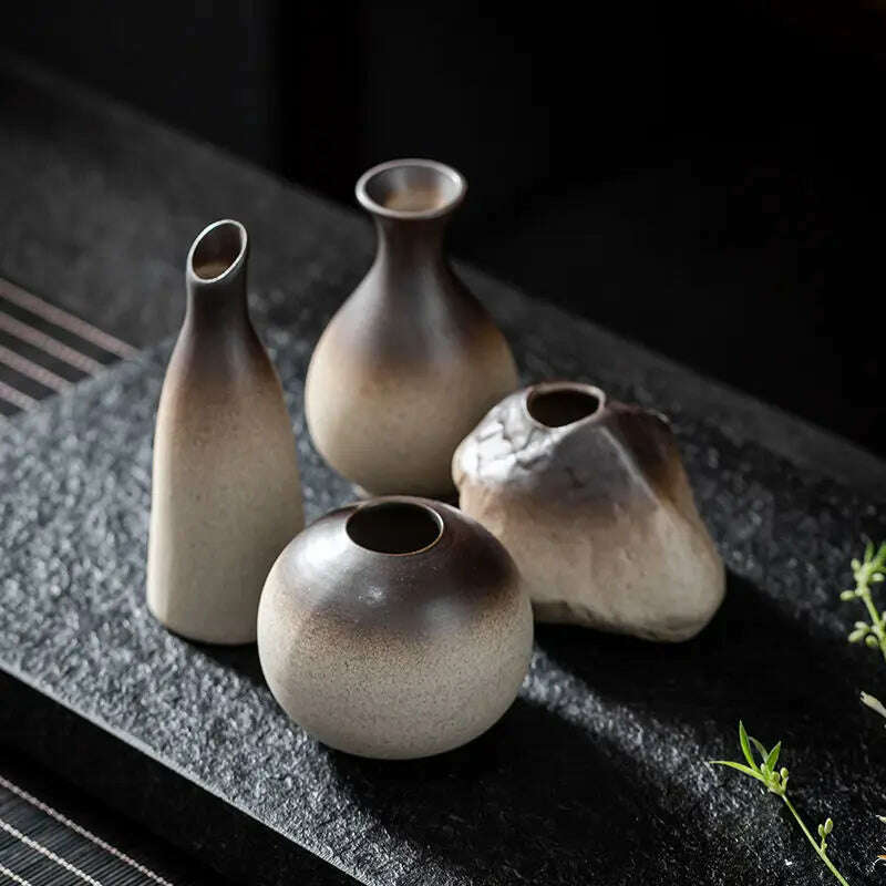 CHANSHOVA China Pottery Mini Small Flower Vases Traditional Chinese Retro Style Ceramic Vase Lliving Room Home Decoration T032 - KIMLUD