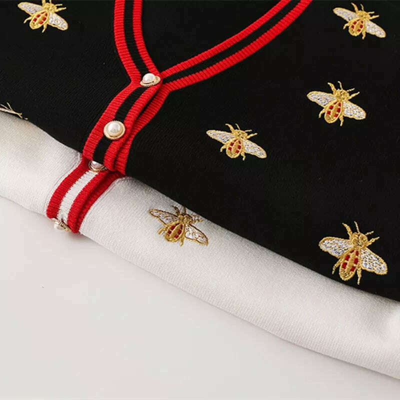 High Quality Fashion Designer Bee Embroidery Cardigan Long Sleeve Single Breasted Contrast Color Button Knitted Sweaters C-068 - KIMLUD