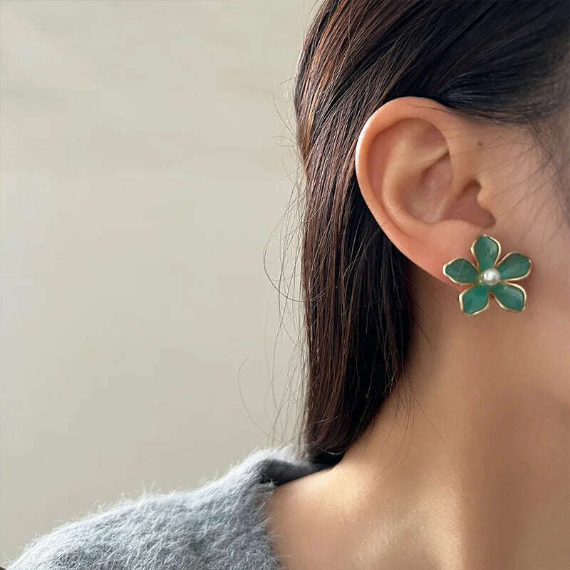 HUANZHI Enamel Pink Flower Stud Earring Irregular Petal Vintage Drip Oil Elegant Sweet Jewerly Gift for Women Girls - KIMLUD
