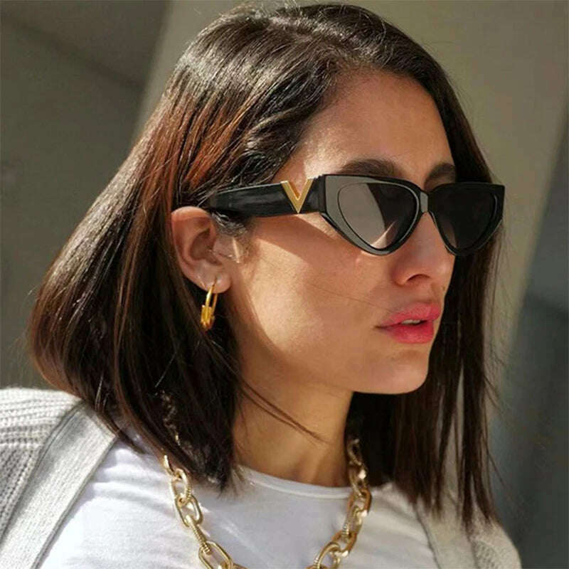 INS Cat Eye Sunglasses Women 2024 Fashion Triangle Vintage Sun Glasses Female Brand Designer Retro Glasses Shades Oculos De Sol - KIMLUD