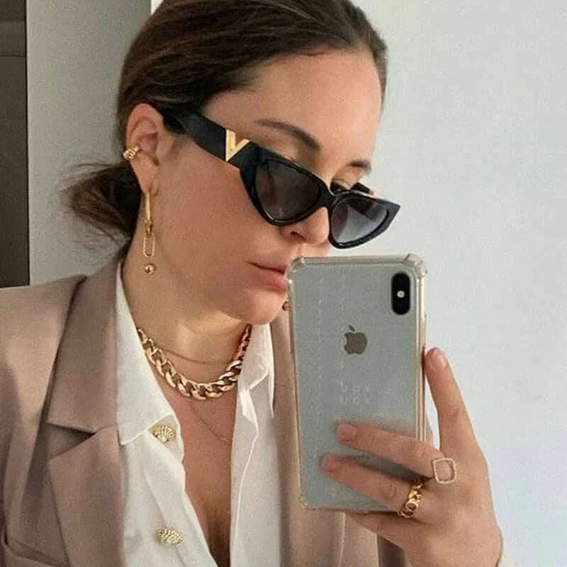 INS Cat Eye Sunglasses Women 2024 Fashion Triangle Vintage Sun Glasses Female Brand Designer Retro Glasses Shades Oculos De Sol - KIMLUD
