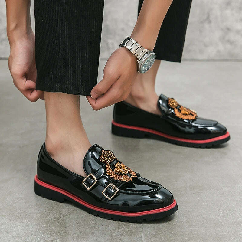 Men's Gentlemen's Dress Shoes Comfortable Luxury Embroidered Loafers 2023 Italian Style Men's Casual Shoes Large Size 38-48 - KIMLUD