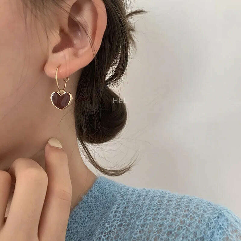 Sweet Burgundy Enamel Heart Earrings for Women Girl Gold Color Metal Love Heart Hanging Dangle Earrings Vintage Jewelry - KIMLUD