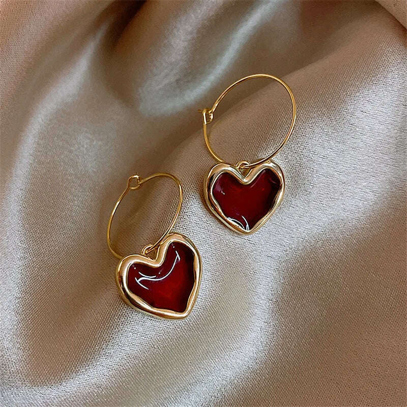 Sweet Burgundy Enamel Heart Earrings for Women Girl Gold Color Metal Love Heart Hanging Dangle Earrings Vintage Jewelry - KIMLUD